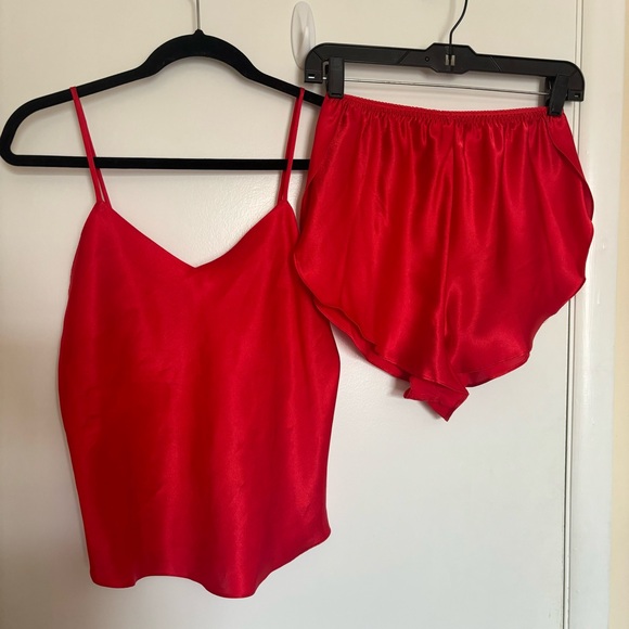 Vintage 90s Hidden Fantasies Dreamin' Of You Red Satin Two-Piece Sleepwear Set - Picture 4 of 13
